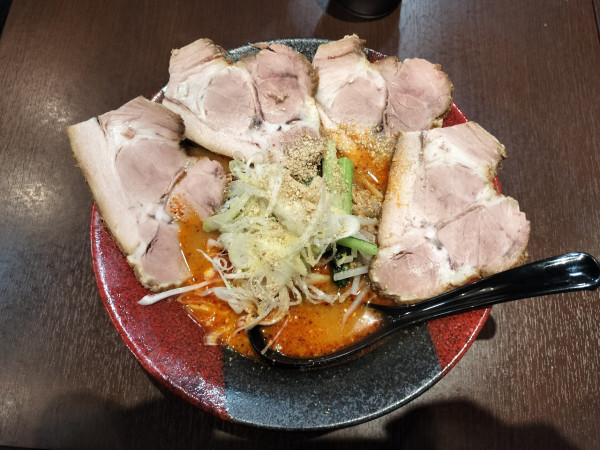 「チャーシュー担々麺」@ラーメン NO.ONE 町屋店の写真