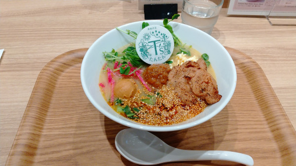 「金胡麻たんたん麺スペシャル」@T'sたんたん エキュート上野店の写真