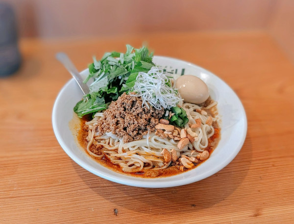 「汁なし黒酢担々麺【限定】」@ラーメン イロドリの写真