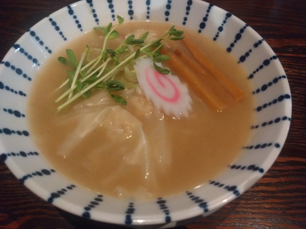 「魚介塩らーめん」@麺工房 じゃんの写真