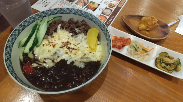 「プルコギチーズチュクミ麺」@チキン＆トマトダイニング 上野店の写真