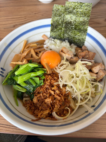 「まぜそば➕煮干」@中華そば たびとの写真