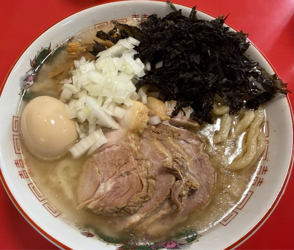 「特製ぎと家の中華そば大盛りの大盛り」@燕三条中華そば ぎと家 武里本店の写真