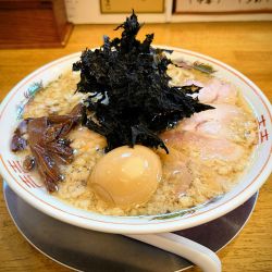 濃い味煮玉子中華そば大盛(大あぶら)＋3倍岩のり