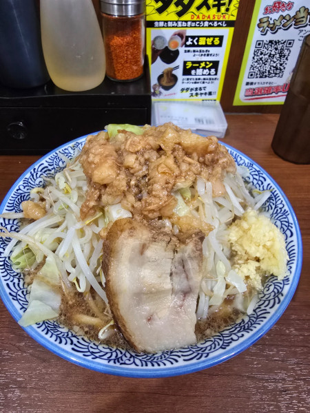 「小ラーメン　野菜マシ　アブラマシマシ」@松木田田の写真