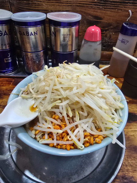 「味噌でる　野菜　辛あげ」@麺でる 多摩センター店の写真