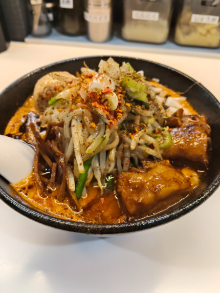 「特製辛味噌らーめん」@らーめん ぶたまろの写真