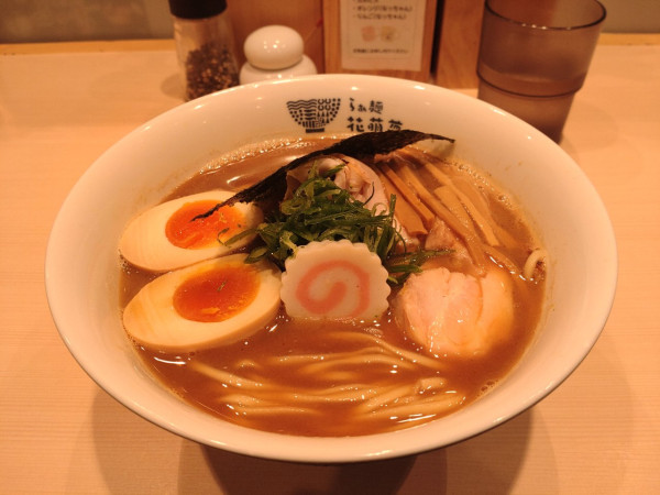 「特製魚介豚骨大盛」@らぁ麺 花萌葱の写真