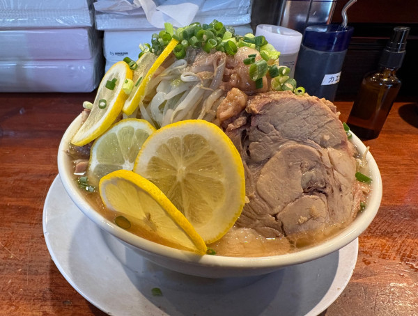 「限定塩ラーメン」@豚ノヴァ 国分寺本店の写真