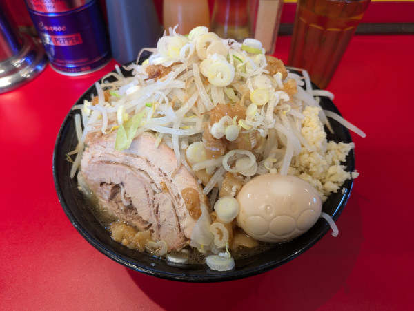 「味噌ラーメン　1100円（全まし）」@それいけ！たかちゃんラーメン 群馬千代田店の写真