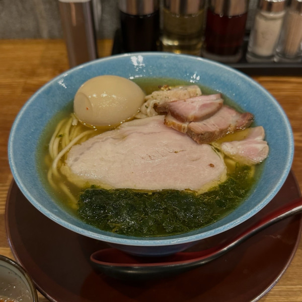 「秋鮭と生のりイクラそば」@麺処 青野の写真