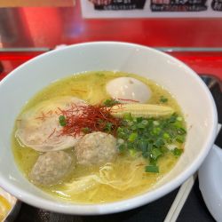 鶏白湯そば味玉入り