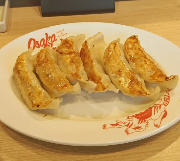 「ニンニク肉肉肉餃子」@大阪王将 神保町店の写真