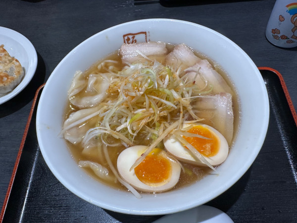 「全部のせラーメン（並盛・麺160g）1,390円」@喜多方ラーメン坂内 本庄店の写真