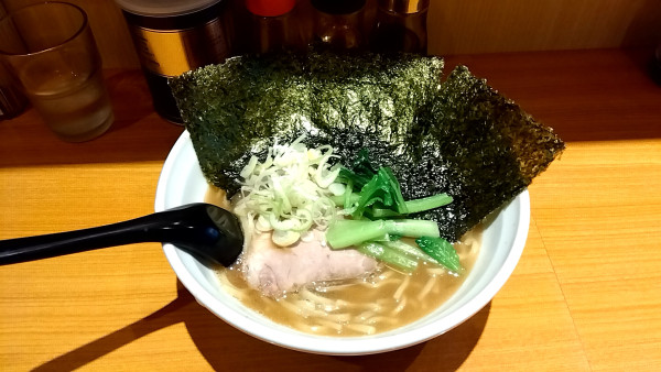 「らーめん（８５０円）」@ラーメン一平家の写真