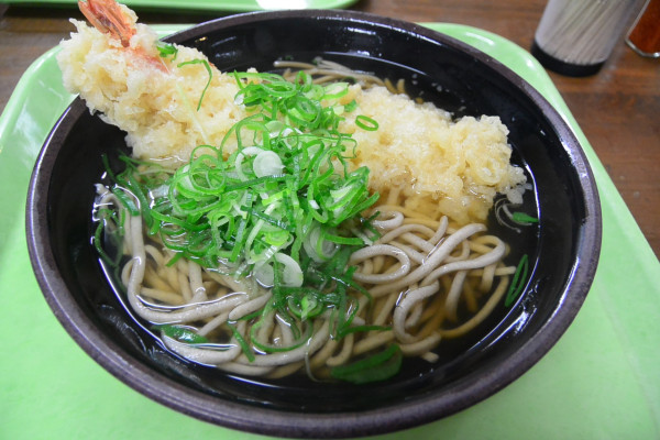 「えび天そば」@三角茶屋 豊吉うどん JR宮崎店の写真
