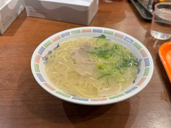 「博多ラーメン　バリカタ」@博多ラーメン はかたや 川端店の写真