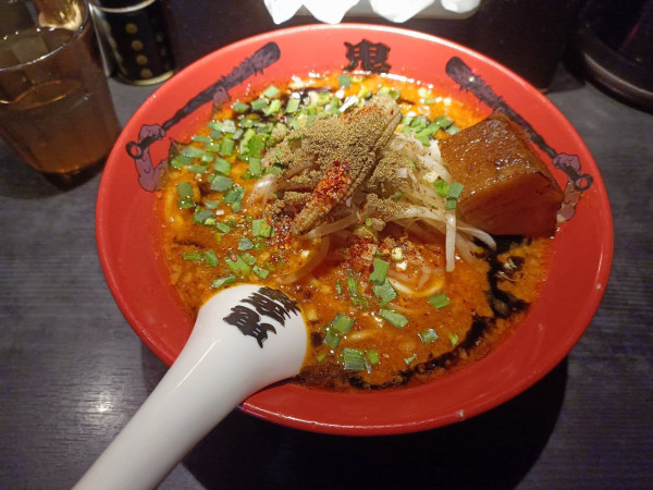 「らー麺　辛さ増し　しびれ増し」@カラシビ味噌らー麺 鬼金棒 池袋店の写真