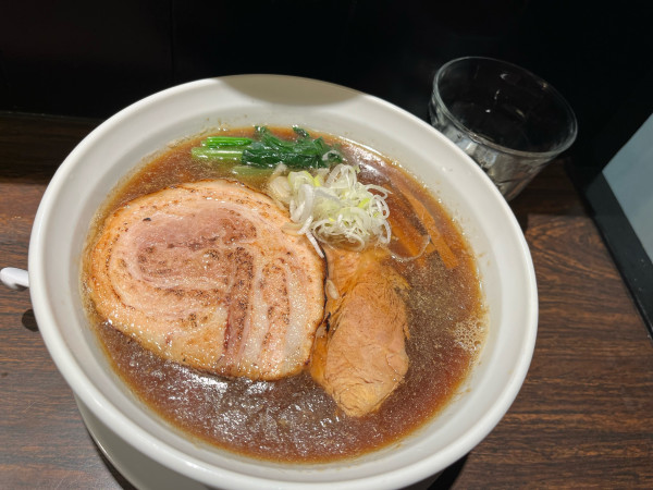 「醤油ら〜麺1200円」@ら〜麺 瑞藤の写真