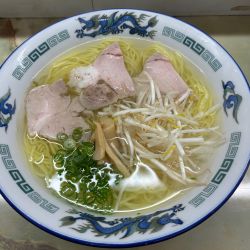 ワンタン麺