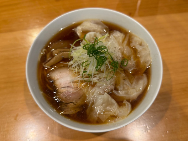 「さしろくワンタンメン 1400円」@町中華 さしろくの写真