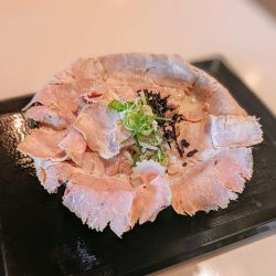 はみだしチャーシュー野菜タンメン