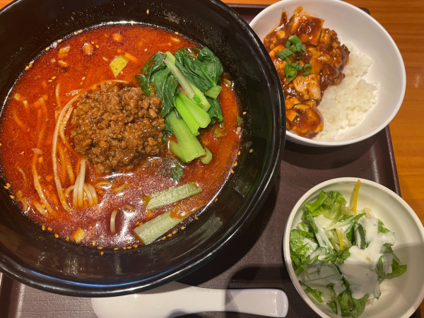 「四川セット：1480円」@上海小龍包 石庫門 ルミネ大宮店の写真