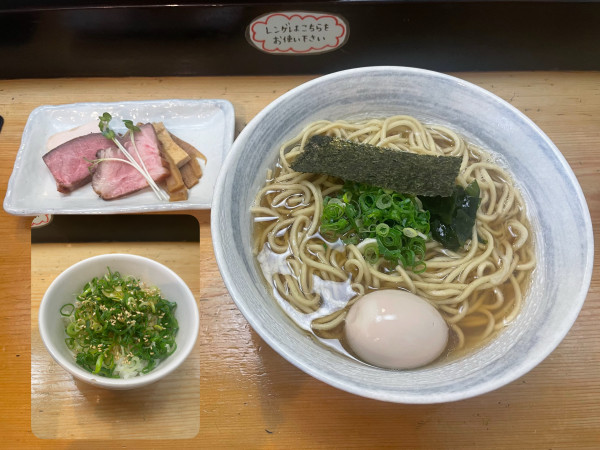 「濃厚しもきた卵味いりこそば」@讃岐ラーメン 香麦 -komugi-の写真
