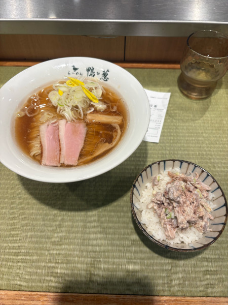 「鴨らーめん1080円+鴨チャーマヨ丼150円」@らーめん 鴨to葱 イイトルミネ新宿店の写真