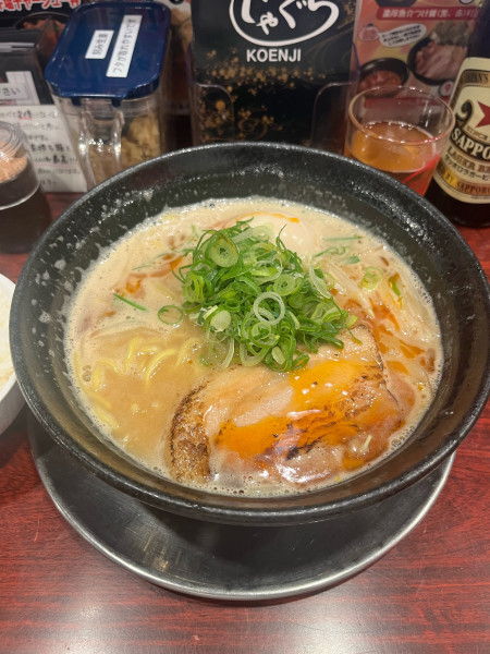 「味玉豚骨みそラーメン」@豚骨ラーメン じゃぐら 高円寺店の写真