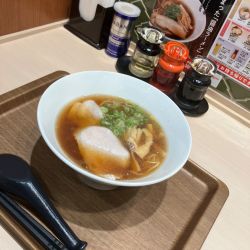 醤油ラーメン(ロースチャーシュー)