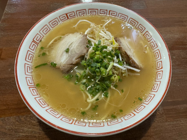 「ラーメン　800円」@ラーメン専門店 宝来の写真