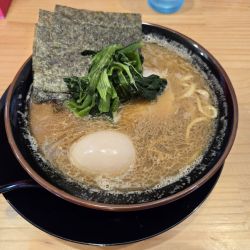 本気ラーメン（家系醤油）＋味玉