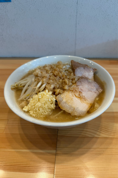 「ラーメン豚2個 1040円」@ヤマロク 仙台東直営本店の写真