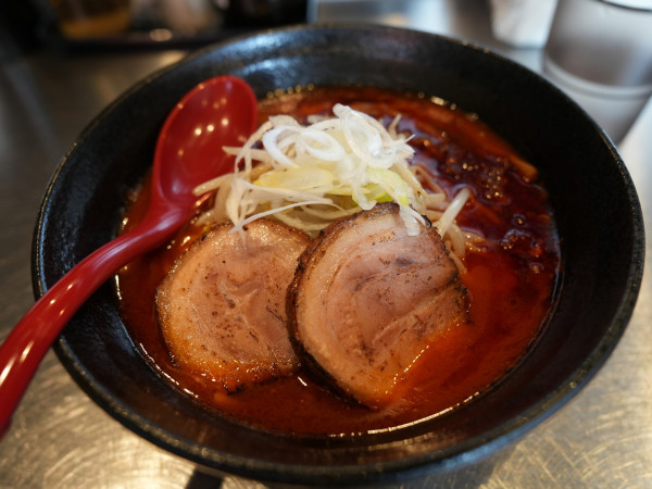 「辛味噌らぁ麺」@らぁ麺 ようざんの写真