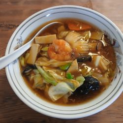 五目（うまに）らーめん 950円