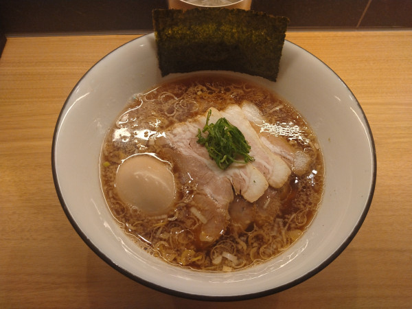 「味玉醤油ラーメン￥1400-」@ラーメン GINZA  TON BOXの写真
