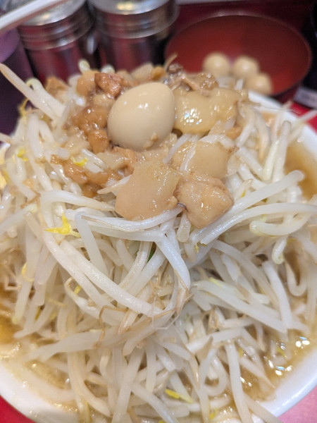 「ラーメン＋うずら玉子(1000円＋120円)」@麺屋HEROの写真