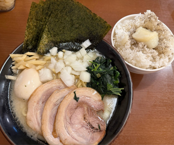 「宮本スペシャル塩with大盛りライス」@宮本商店 川口新井宿店の写真