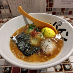 パイナップルラーメン屋さん パパパパパインの画像