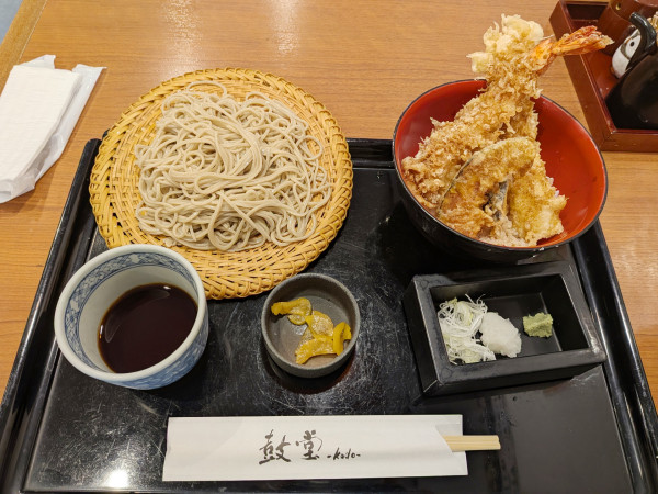「小天丼と手打ちそば（1,300円）」@そば 鼓堂の写真