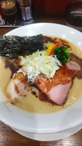 「濃厚塩そば」@麺匠 ことぶきの写真