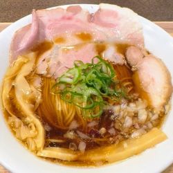 淡麗鶏そば1,080円＋和え麺（にんにく醤油）350円