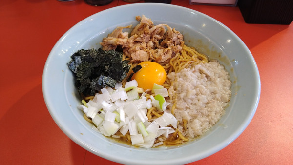 「辛味噌まぜそば」@ラーメンショップ◯Q 鶴見店の写真