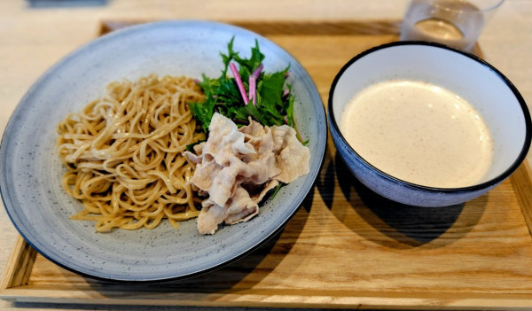 「【秋の限定麺】出雲のくるみ蕎麦 1700円」@宍道湖しじみ中華蕎麦 琥珀 東京本店の写真