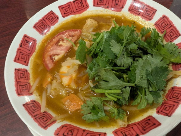 「トムヤム麻辣麺1099円」@バーミヤン 小山本郷店の写真