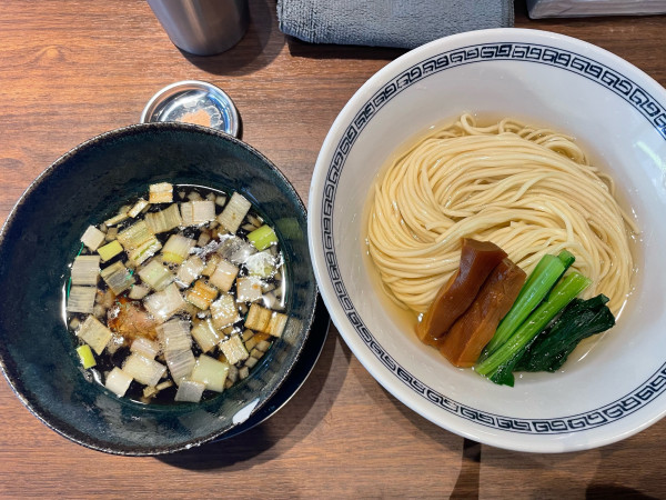 「昆布水つけ麺」@RAMEN and TSUKEMEN Number.9の写真