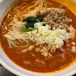 担々麺　1050円