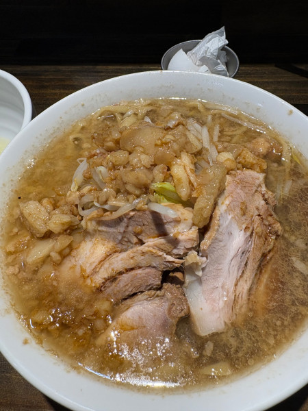 「ラーメン小　アブラマシ」@限界を超えろ 京成津田沼校の写真