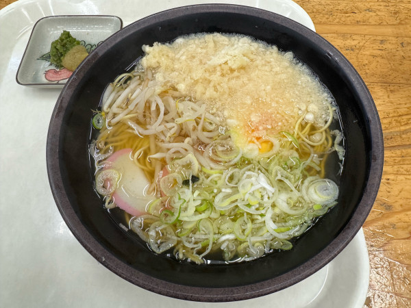 「中華そば + 天かす　540円」@きっちょううどん 橘通店の写真